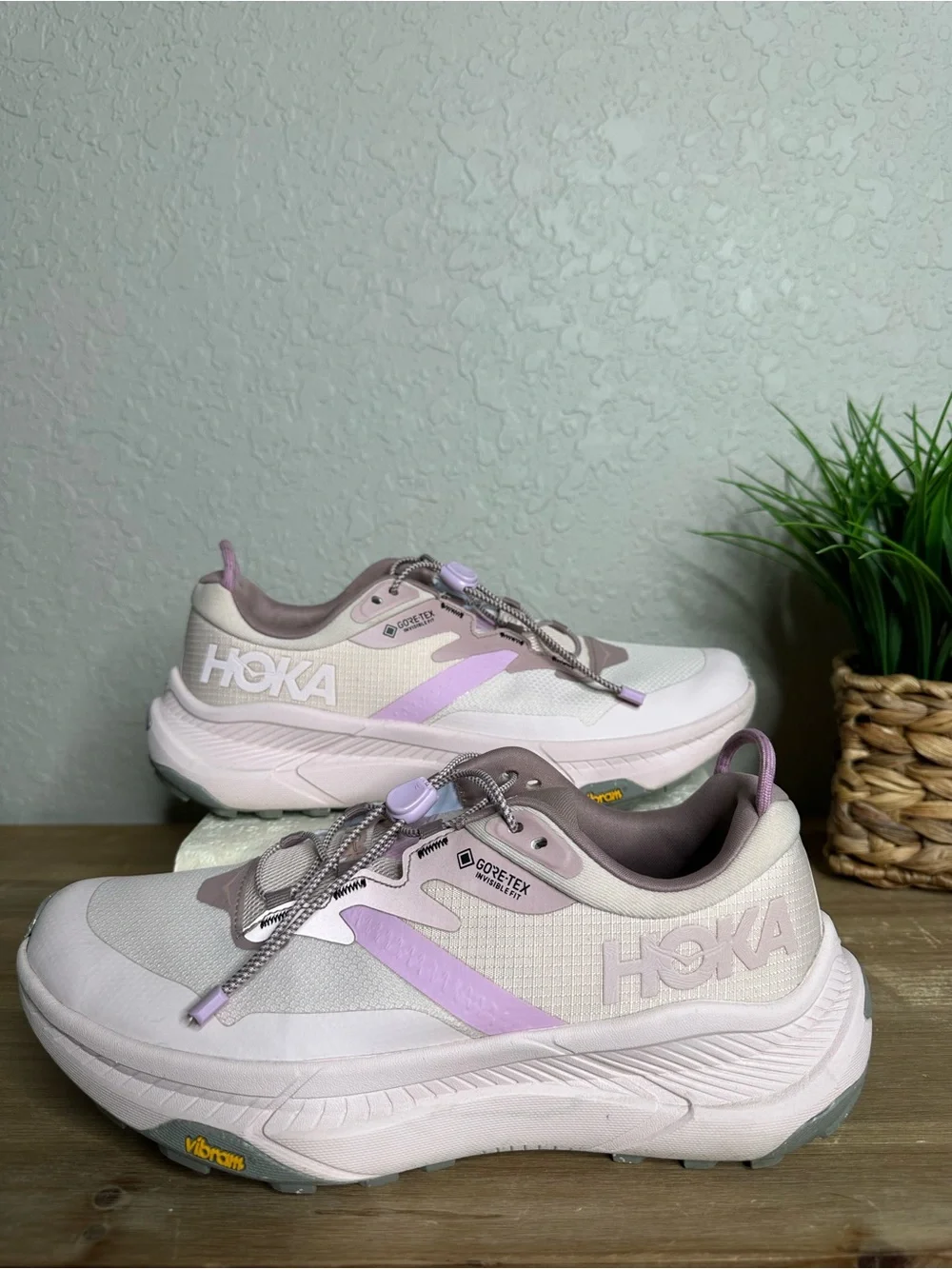 HOKA Women’s Transport GTX Cosmic Pearl light pink sneakers w toggle lase